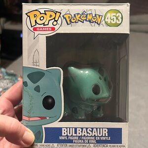 Funko Pokémon Bulbasaur Vinyl Figure - Green and Black
